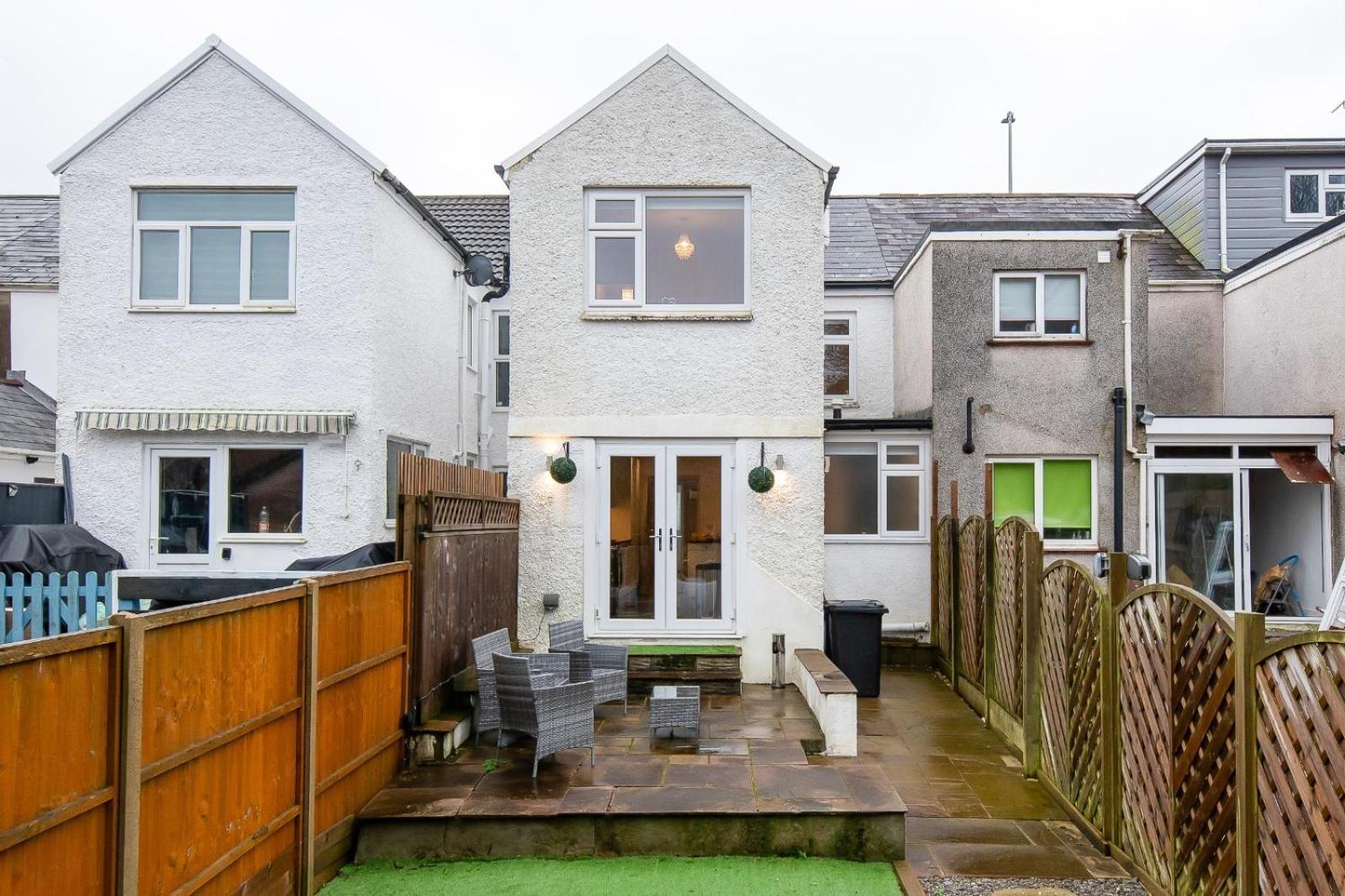 Casa One Hundred - A Beautiful 4 Bed House On The Beach Front Swansea Exterior foto